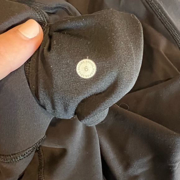 Lululemon Wunder Under Leggings - Picture 4 of 4